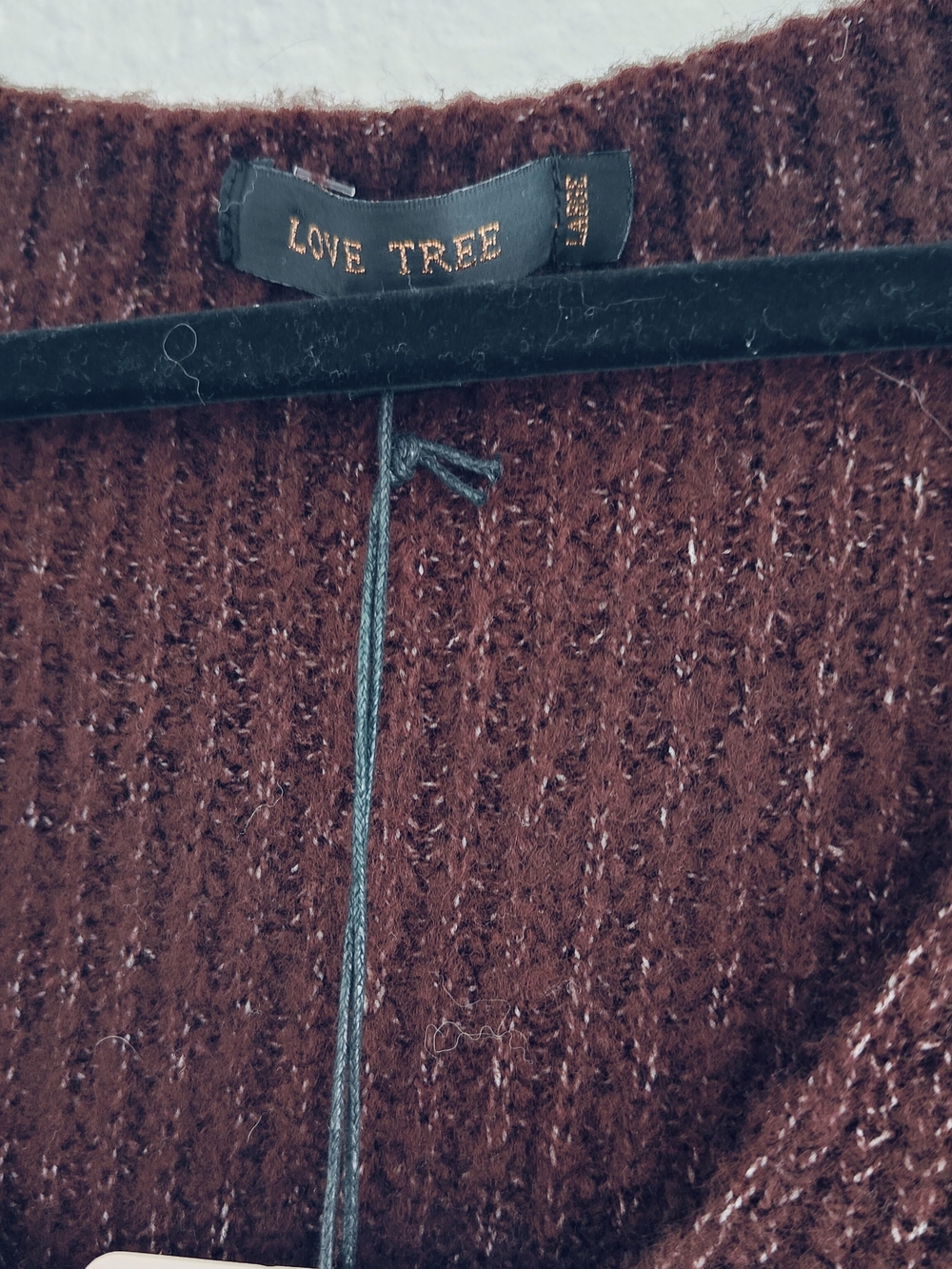 Women's V-Neck Ribbed Sweater - Picture 5 of 5